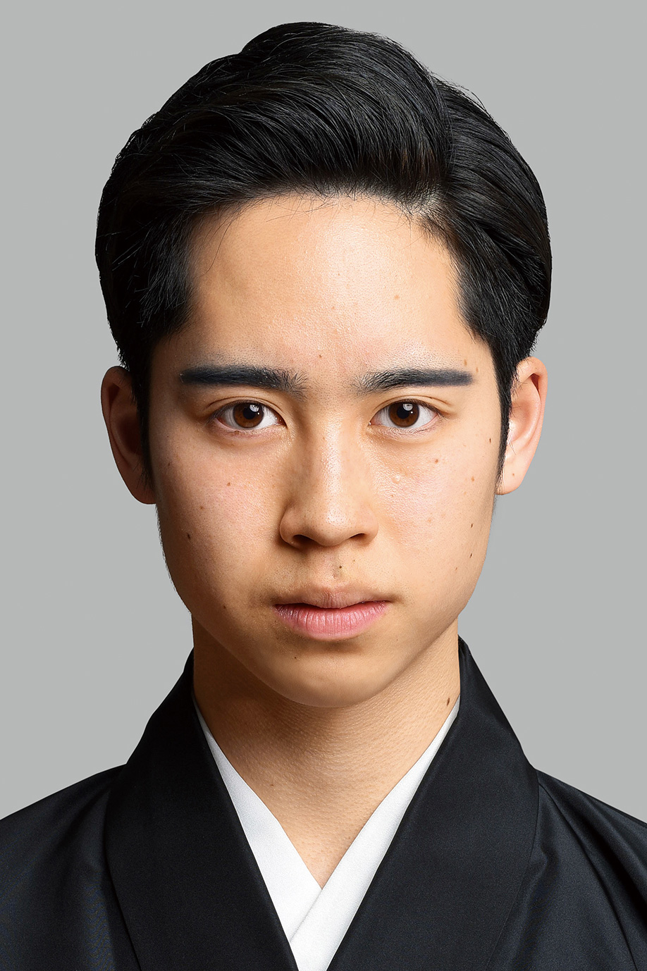 中村虎之介